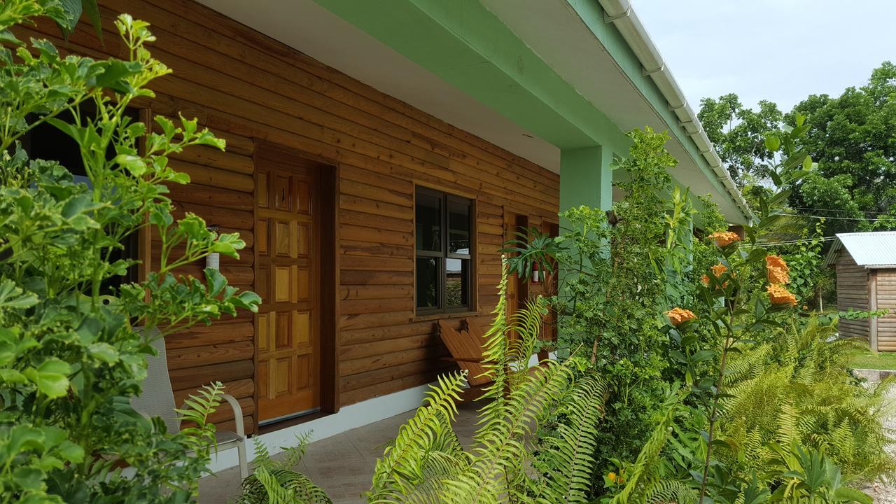 Mahogany Villas Punta Gorda Buitenkant foto